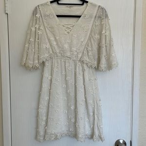 NWOT white floral flutter sleeve mini dress